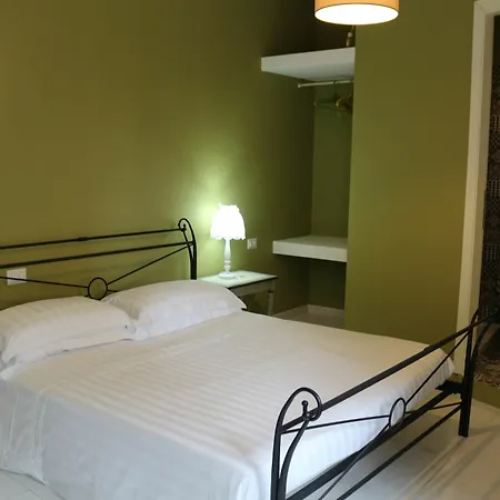 Ferone 1947 2* كالياري